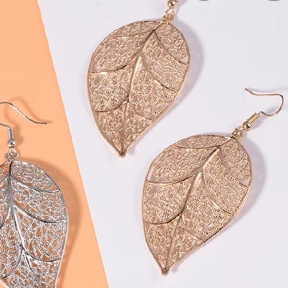 NEW!๐๐๐BIG! GOLDEN! STATEMENT LEAF DROPS!๐๐๐ - Picture 2 of 8
